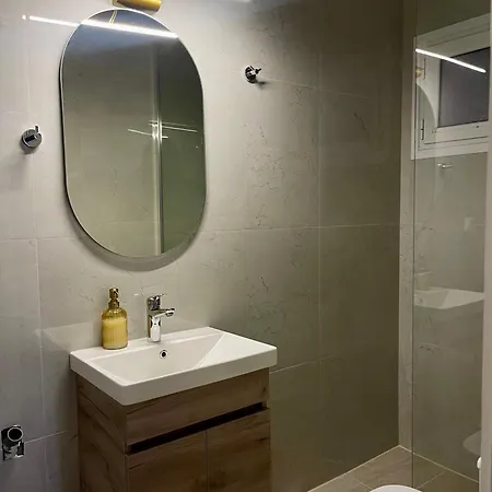 Anavros Apartment *